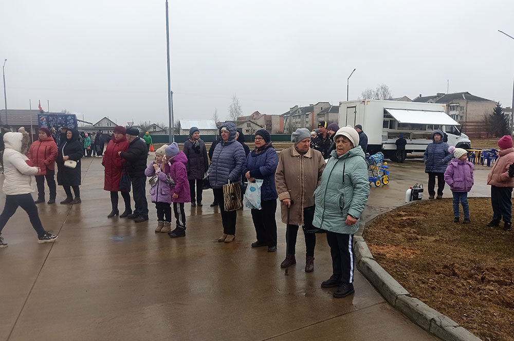 Veselis chestnoy narod3