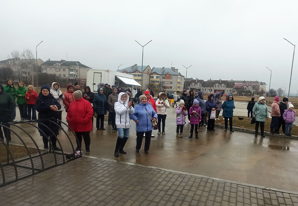 Veselis chestnoy narod8