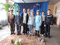 Kniga sobirayet druzey