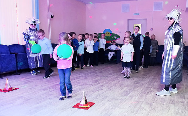 Kosmicheskoye puteshestviye3