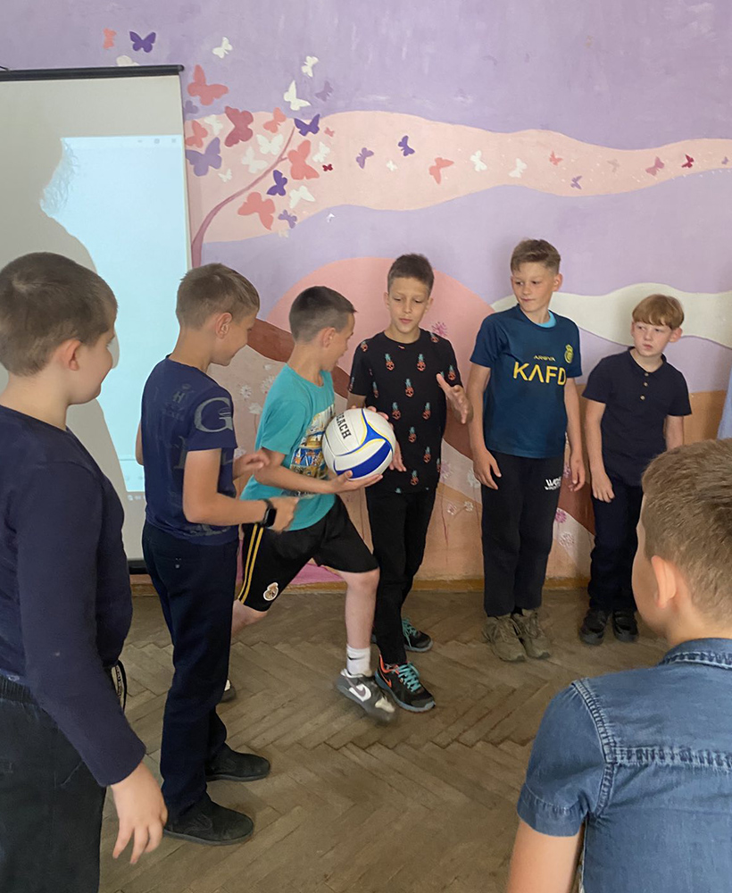 kanikuly pod knizhnym parusom7