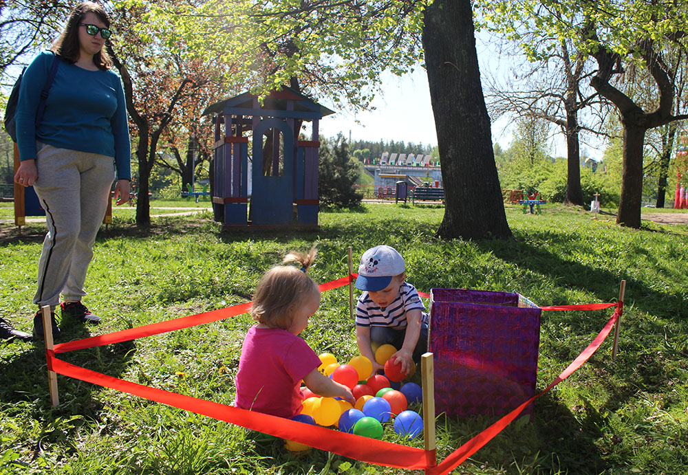 otkrytiye detskogo parka pervogo maya1