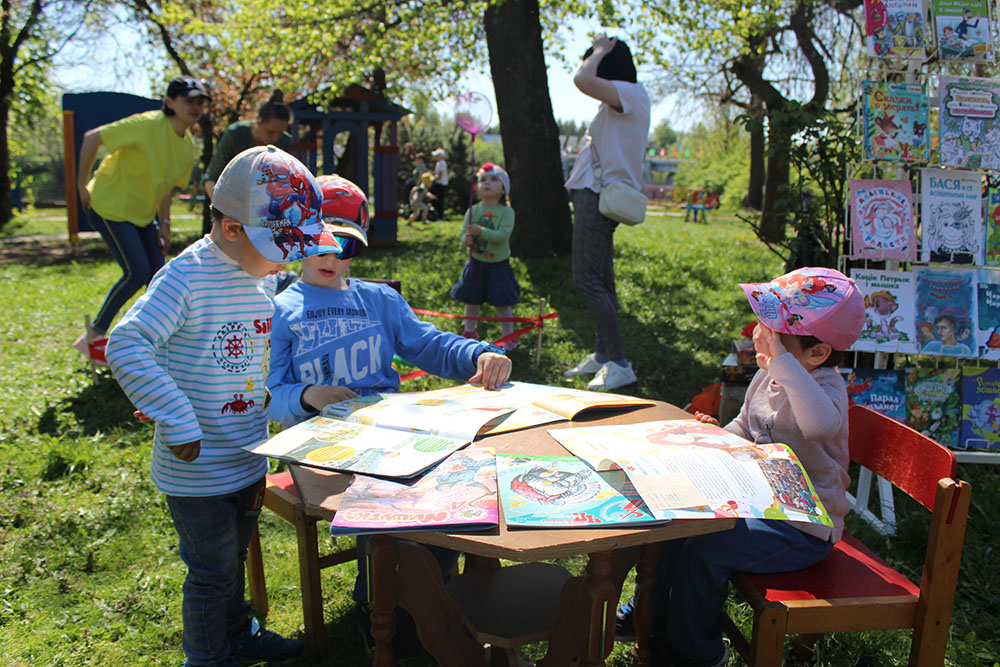 otkrytiye detskogo parka pervogo maya12