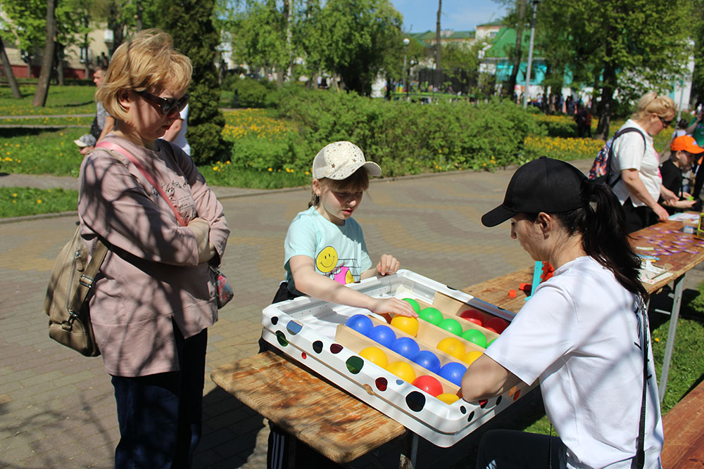 otkrytiye detskogo parka pervogo maya22