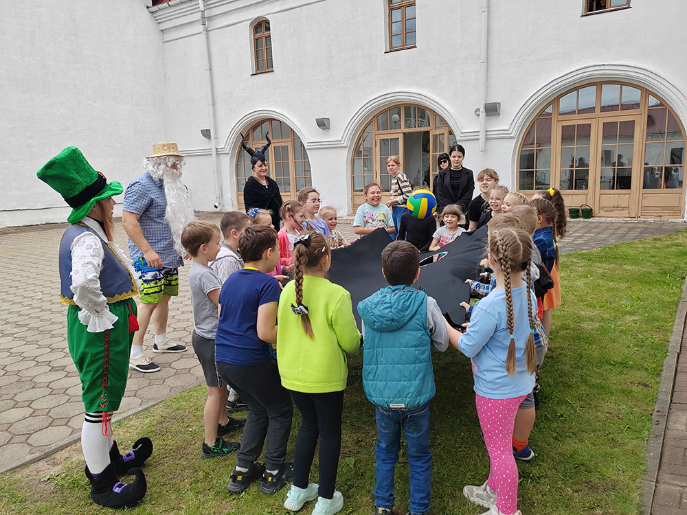 my s druzyami ne skuchayem16