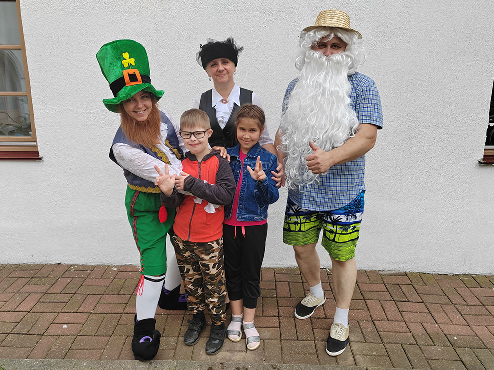 my s druzyami ne skuchayem27