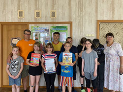 Schastye zhit v mirnoy strane