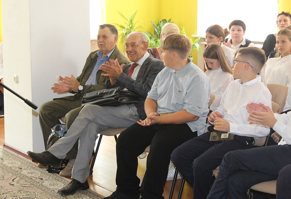 nam yest chem gorditsya nam yest chto berech5