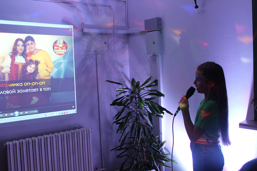 neskuchnyy vecher professii49