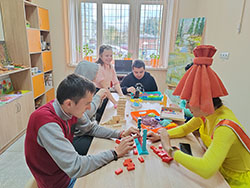 semya kazhdomu rebonku