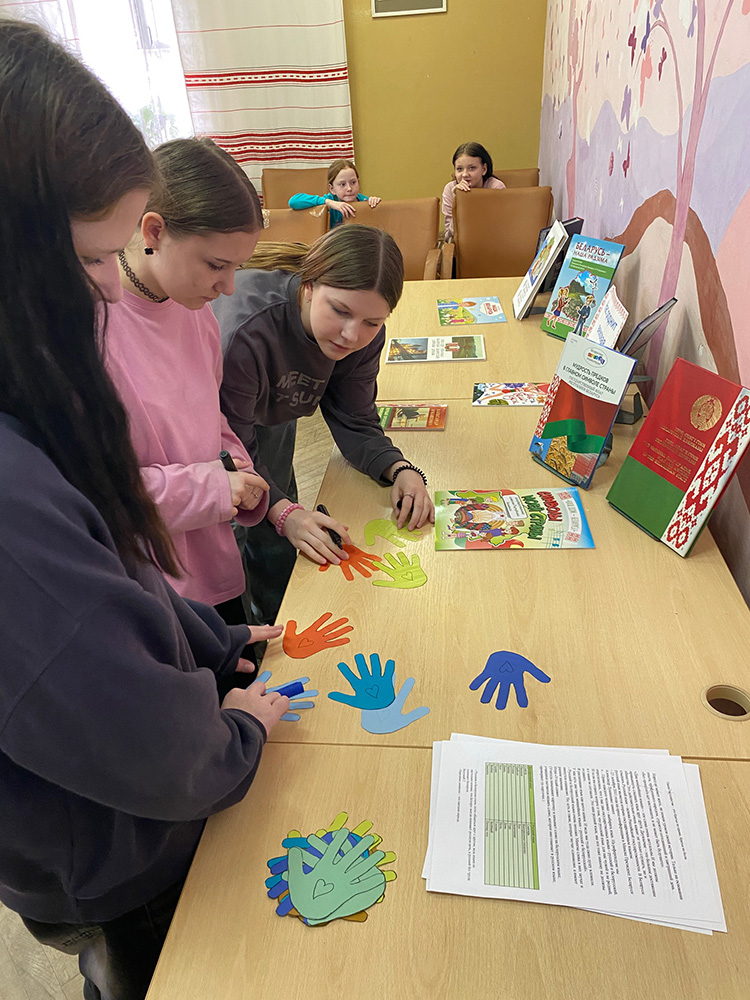 mogushchestvo v druzhbe4