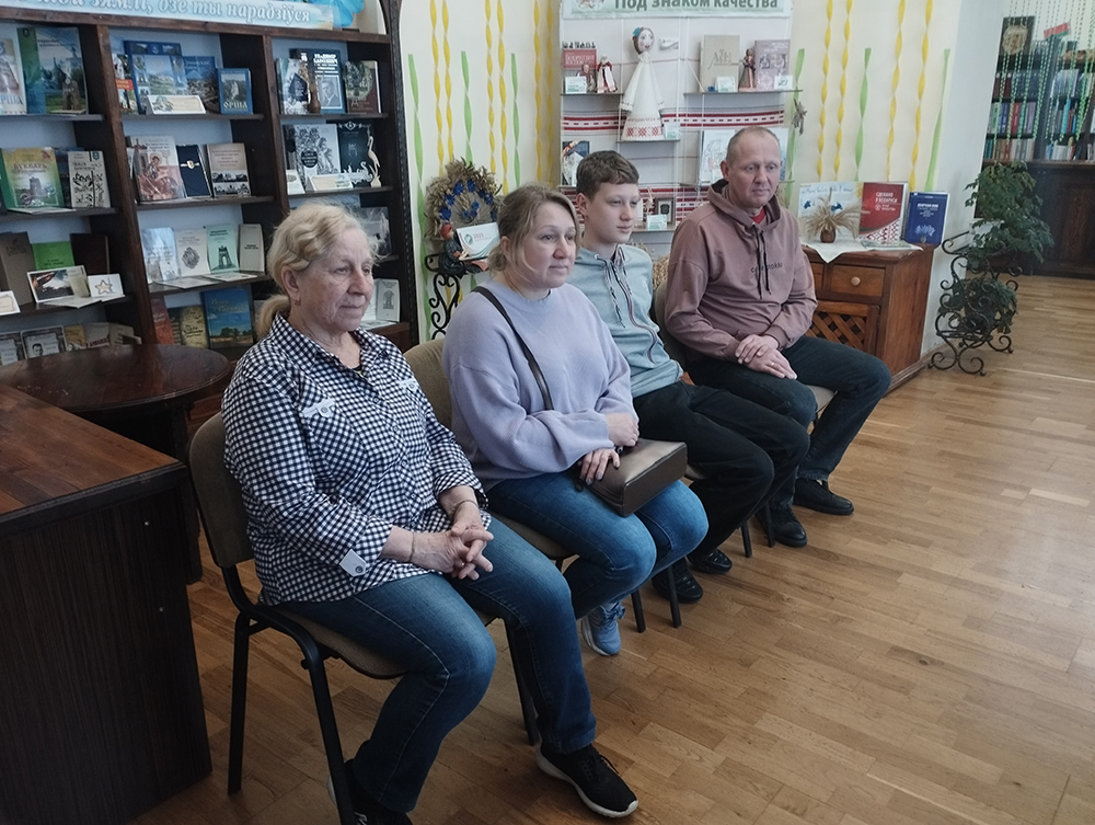 monumenty muzhestva2