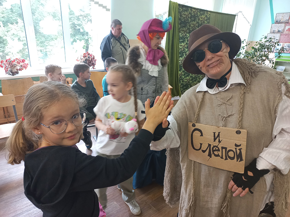 yarkiy prazdnik kanikul16