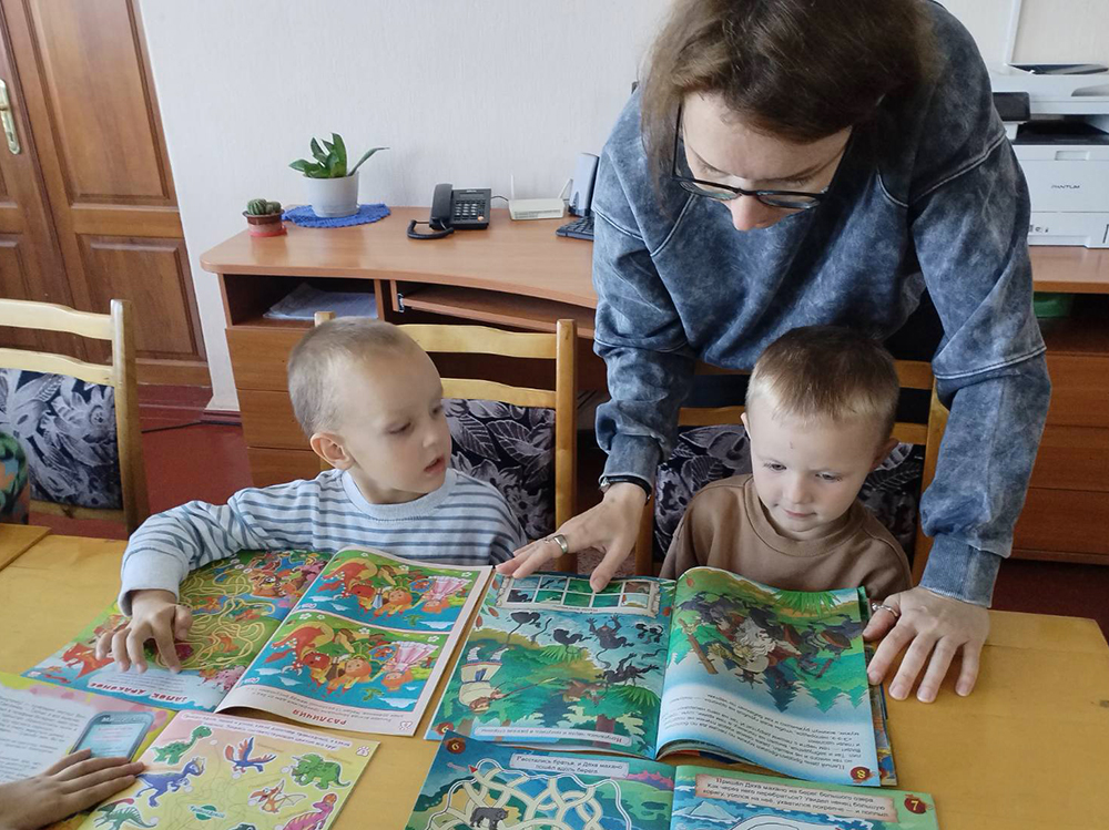 My idem v biblioteku2