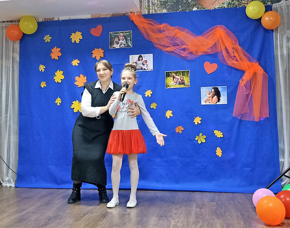 Umeyte dorozhit drug drugom18