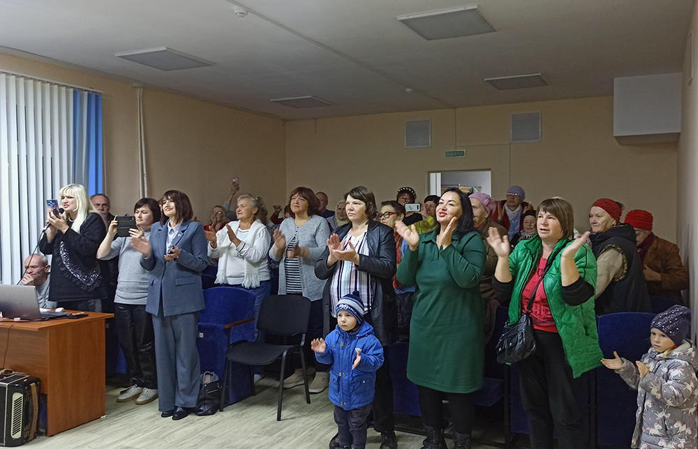 Umeyte dorozhit drug drugom19