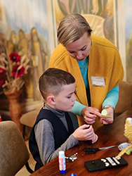 podaryu otkrytku pape