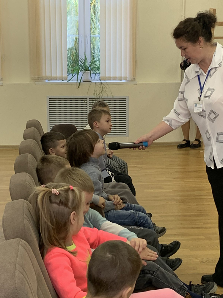 prazdnik nashikh milykh mam8