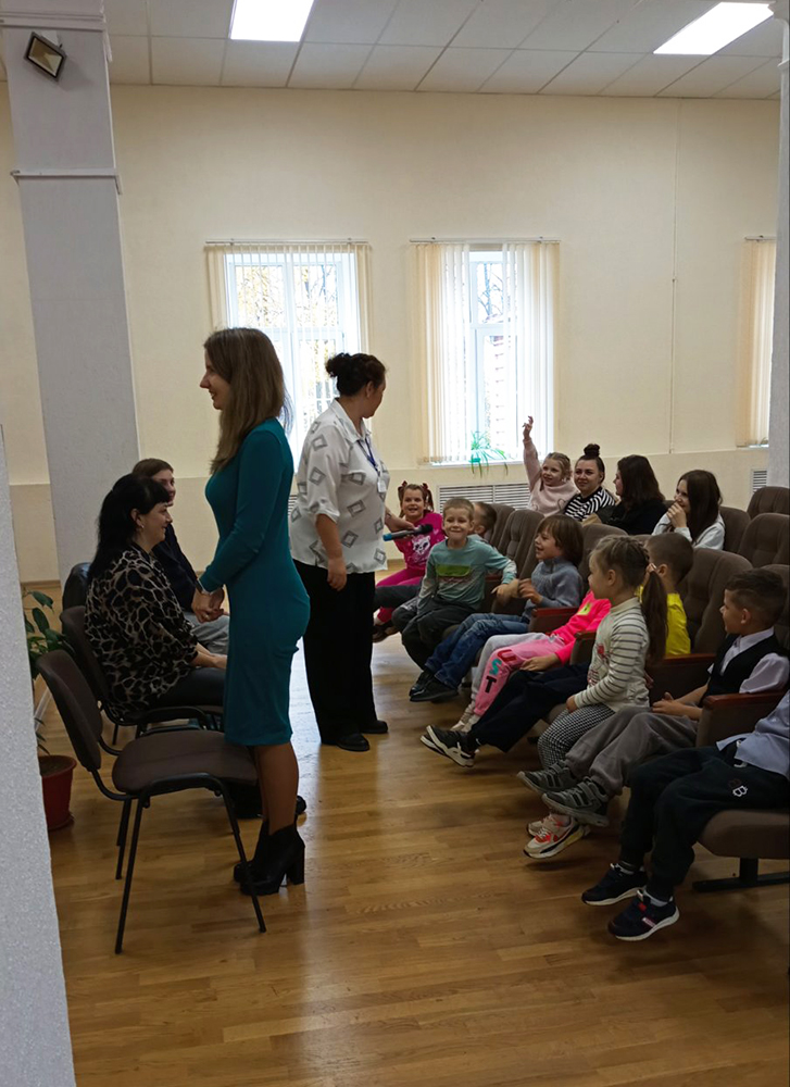 prazdnik nashikh milykh mam9