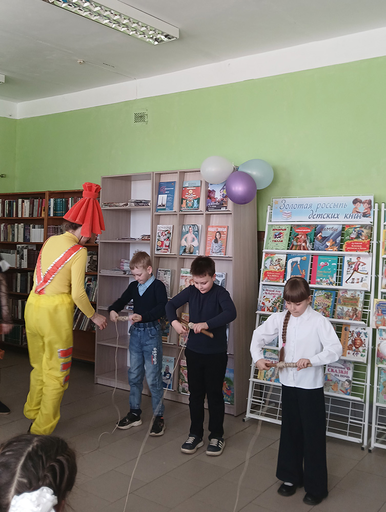 da zdravstvuyet prazdnik knigi12