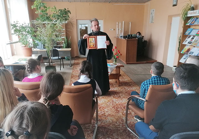 paskha krasnaya idet3