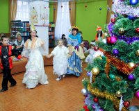 novogodniye-priklyucheniya-zolushki-122