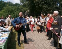 prazdnik-poezii-v-levkakh-43