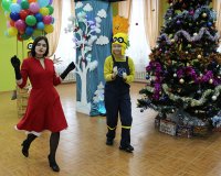 44skay-i-marshal-v-poiskakh-deda-moroza