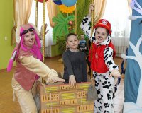 56skay-i-marshal-v-poiskakh-deda-moroza