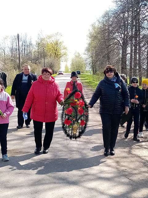 pobednyy may shagayet po planete2