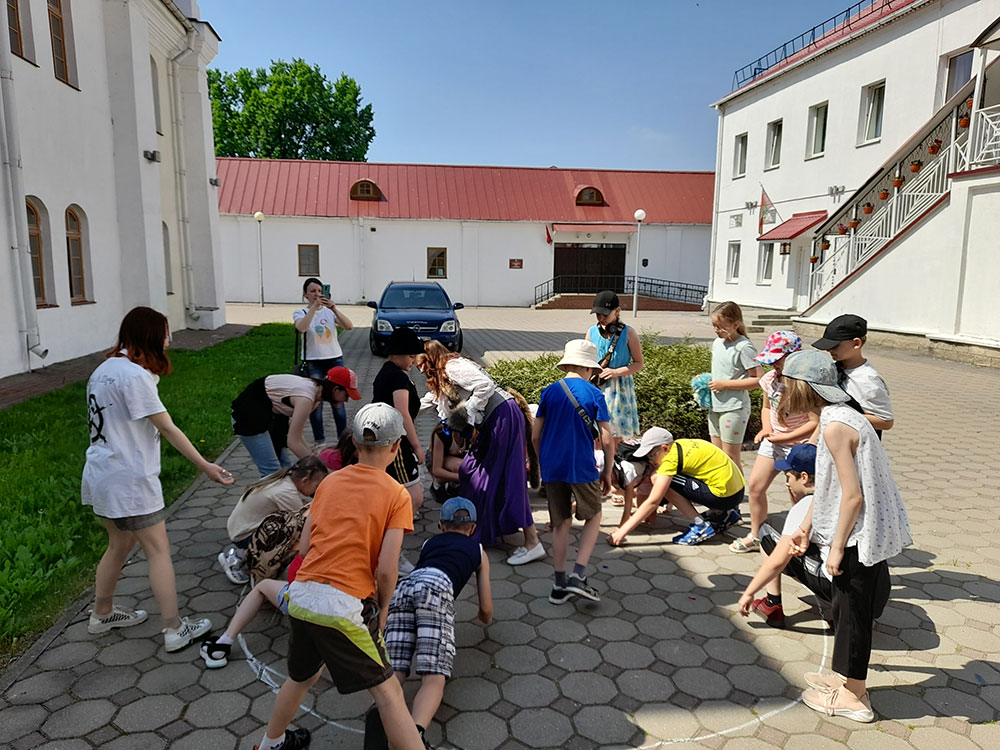 priglashayem vas chitat6