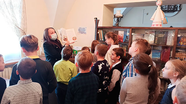 privetlivo vstrechayem v mir knigi priglashayem4