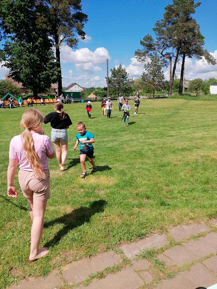 schaste solntse druzhba vot chto detyam nuzhno2