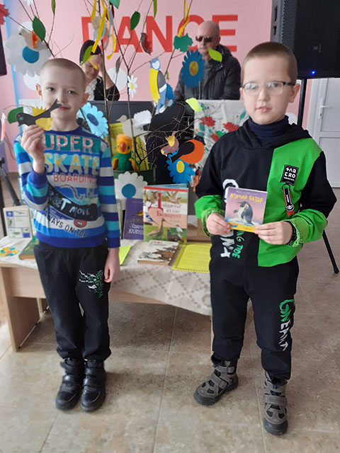 u kazhdoy ptashki svoi zamashki1