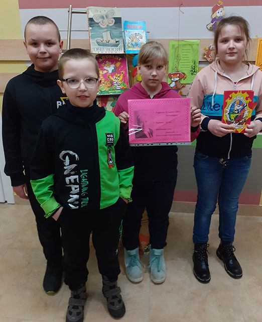 v gosti k mukhe tsokotukhe1