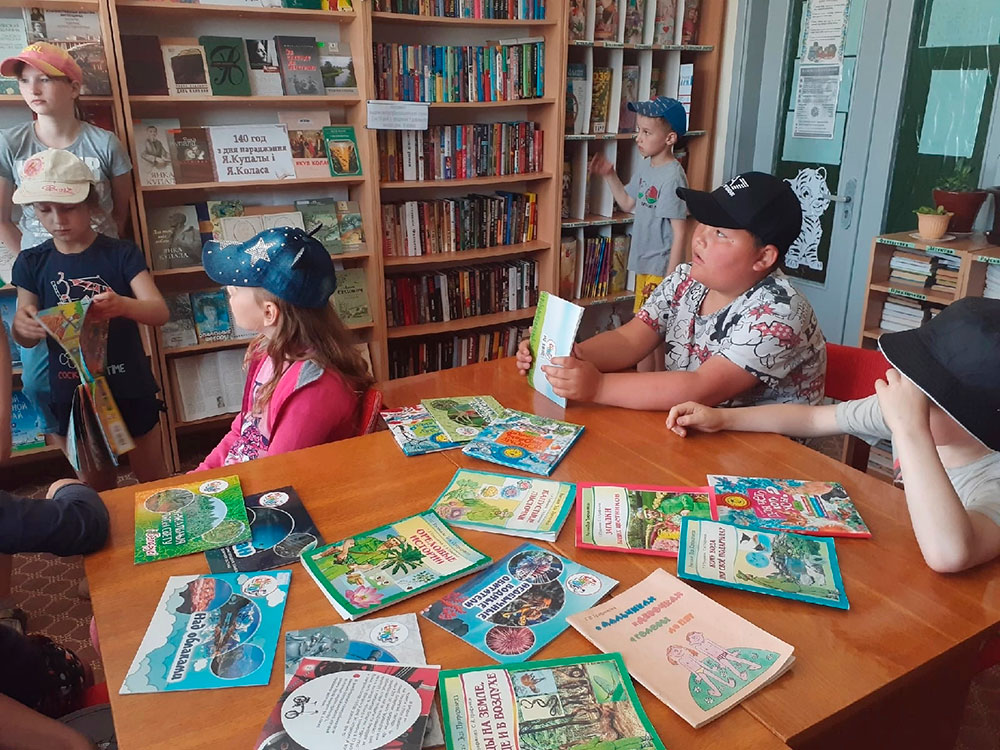 v gosti v biblioteku2