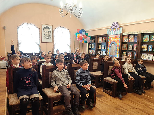 vesenniy perepolokh v biblioteke3