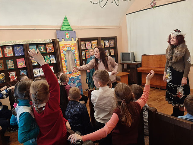 vesenniy perepolokh v biblioteke7